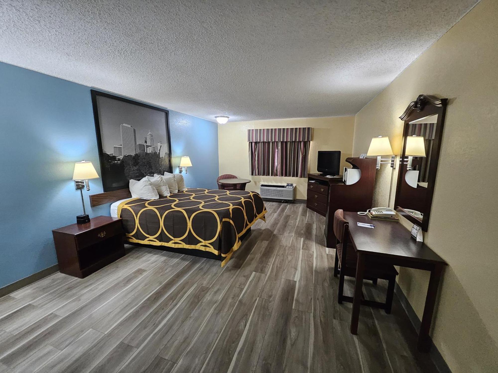 Hotel Super 8 By Wyndham Clinton Exterior foto